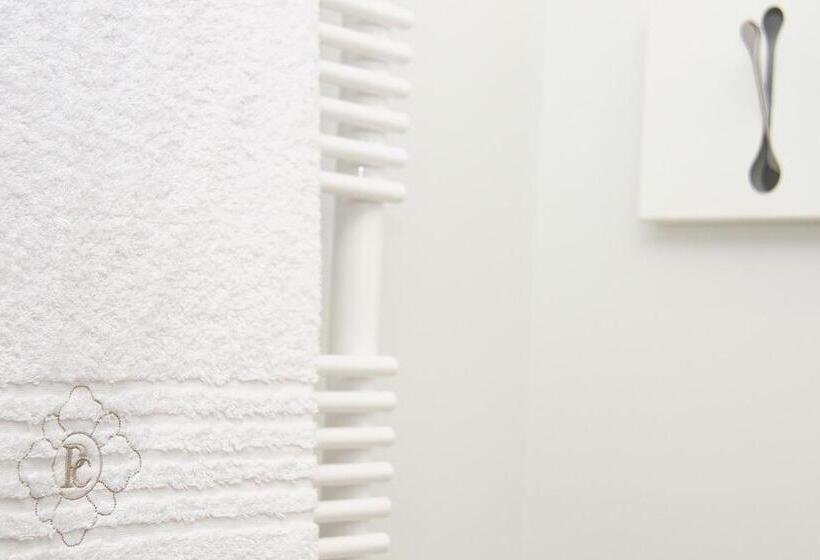 فندق Piazza Castello Suite