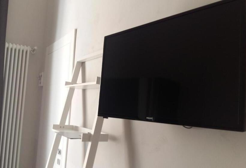 فندق Piazza Castello Suite