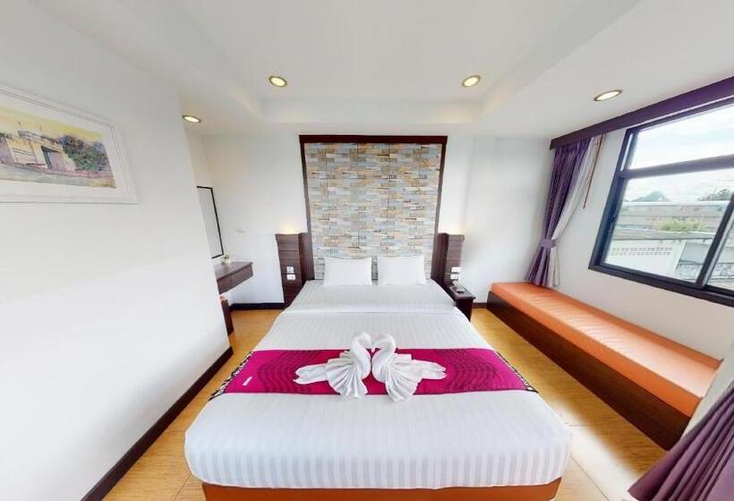 هتل Serene Residence