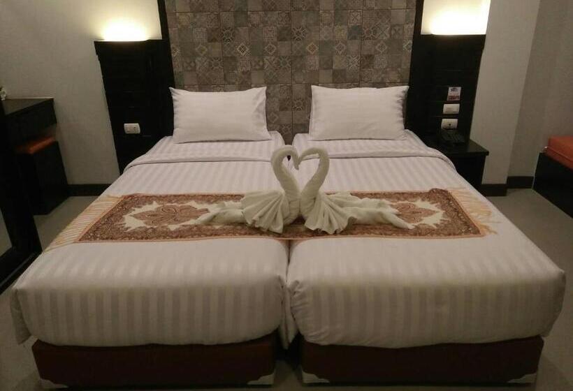 هتل Serene Residence