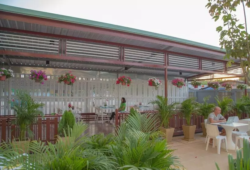 هتل Smile Residence