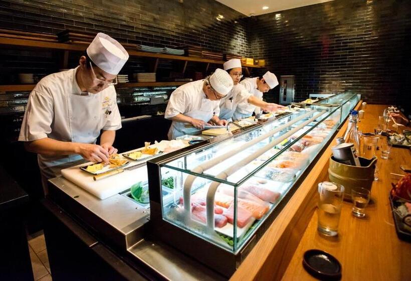 בית מלון כפרי The Plymouth South Beach