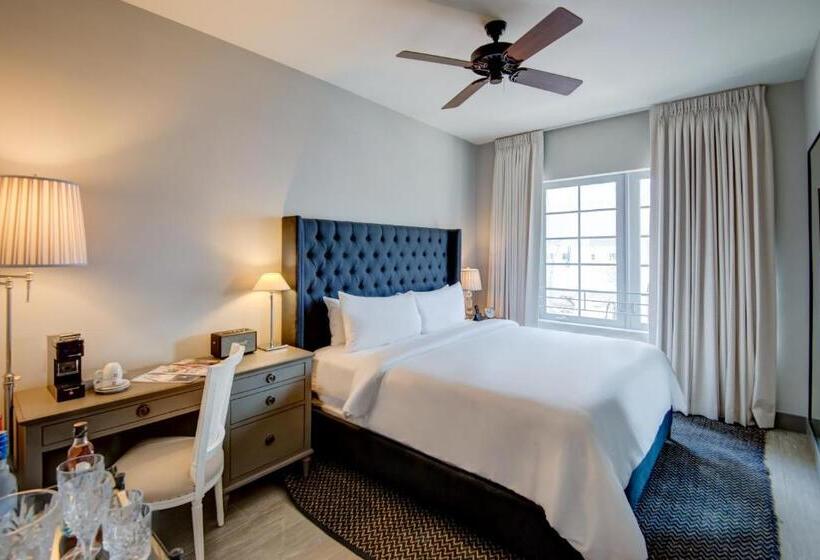 בית מלון כפרי The Plymouth South Beach