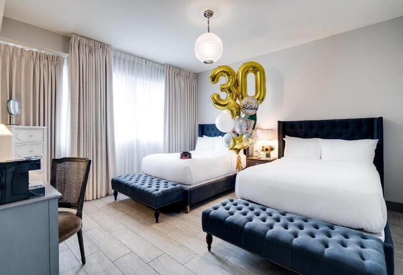 בית מלון כפרי The Plymouth South Beach