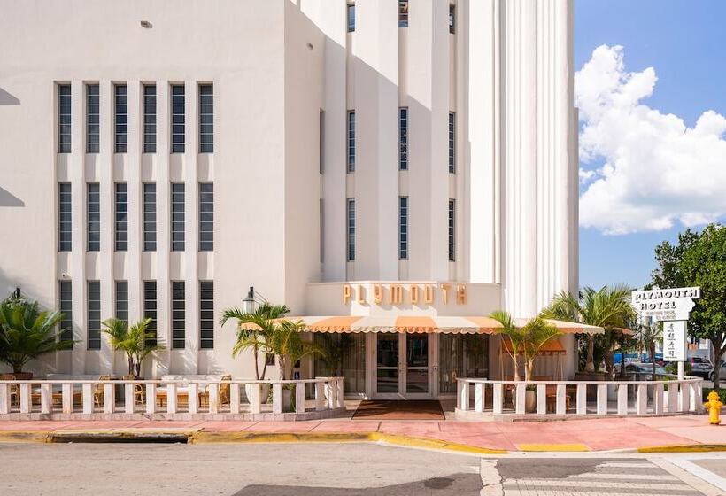 בית מלון כפרי The Plymouth South Beach