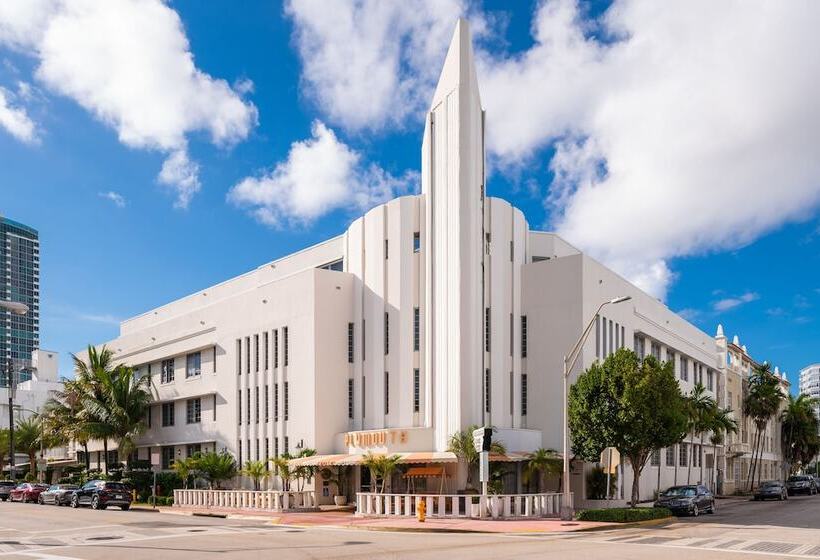 בית מלון כפרי The Plymouth South Beach