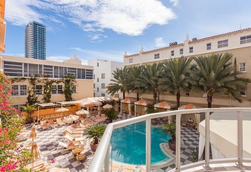 בית מלון כפרי The Plymouth South Beach