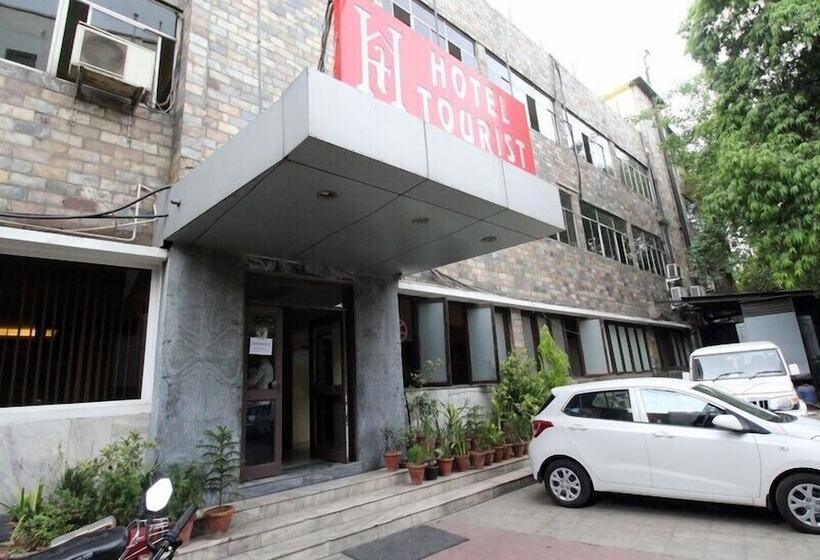 בית מלון כפרי Tourist