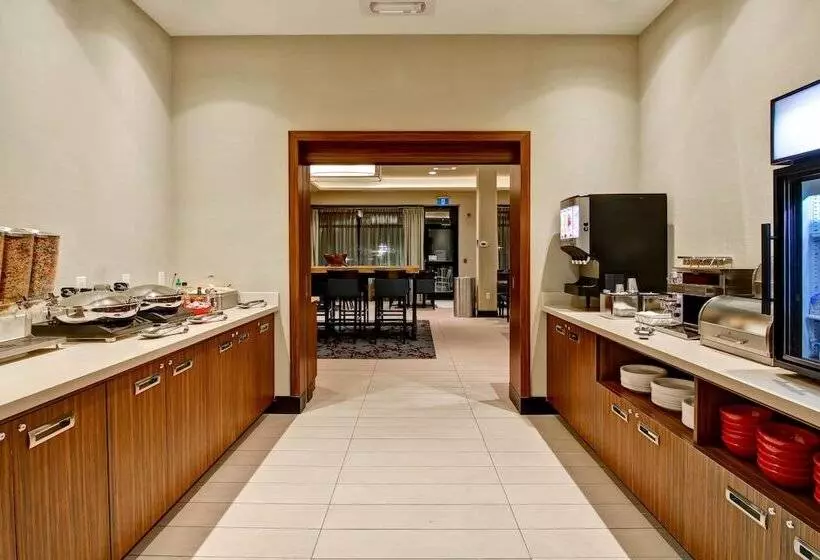 Hotelli Towneplace Suites By Marriott Kincardine