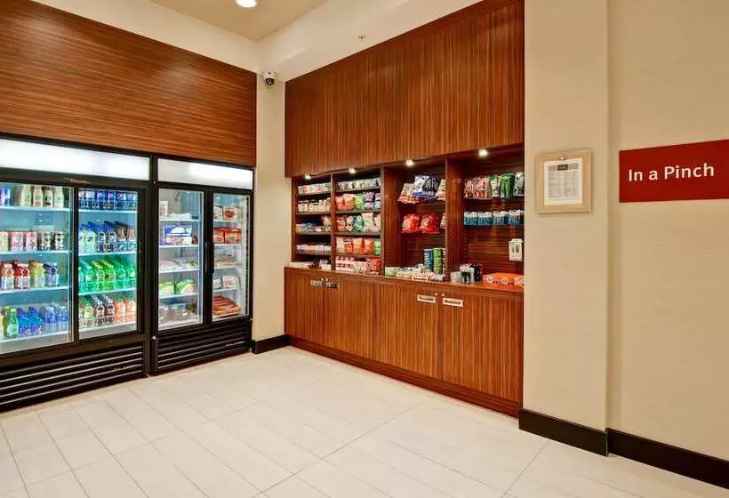 Hotelli Towneplace Suites By Marriott Kincardine