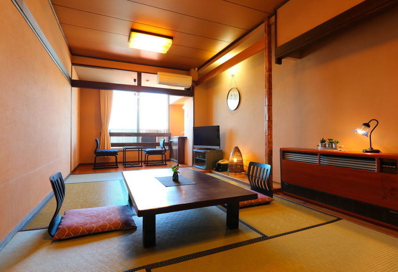 فندق Tsutaya Ryokan