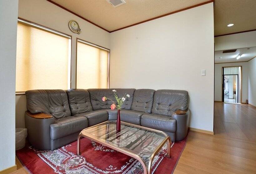 Отель Yasuragi No Yado Yuhana