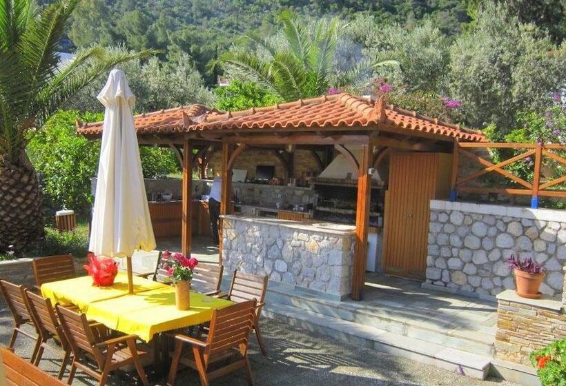 Saronikos Residences