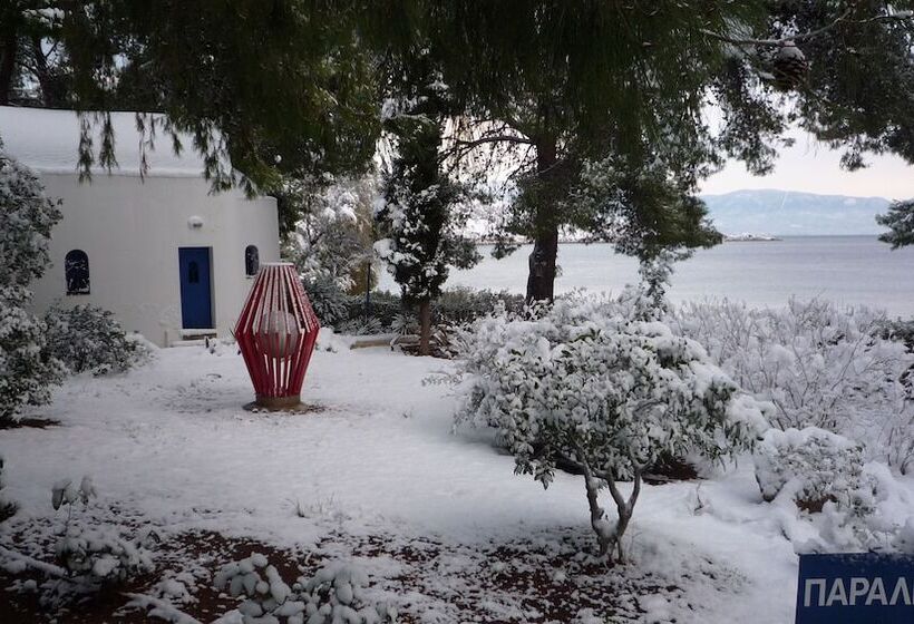 Saronikos Residences