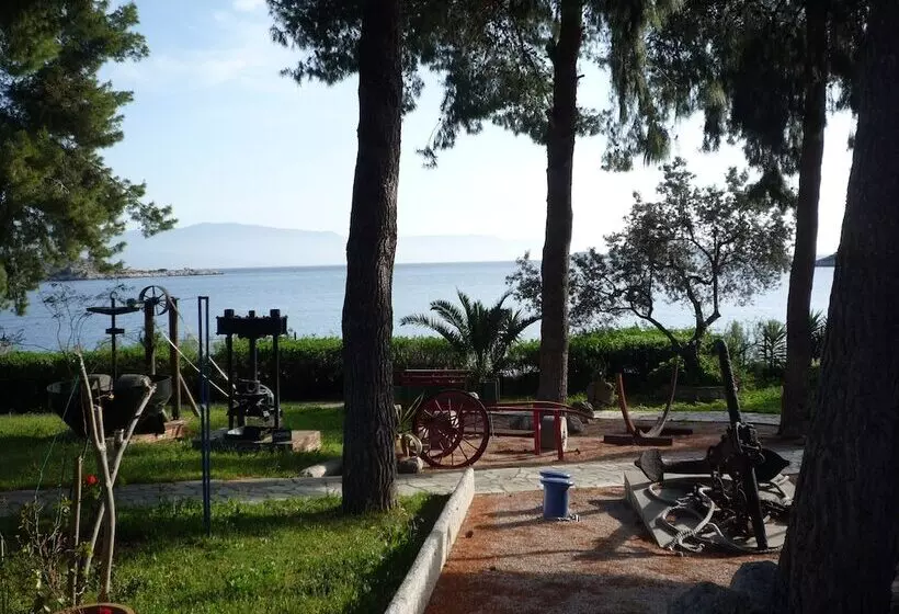 Saronikos Residences