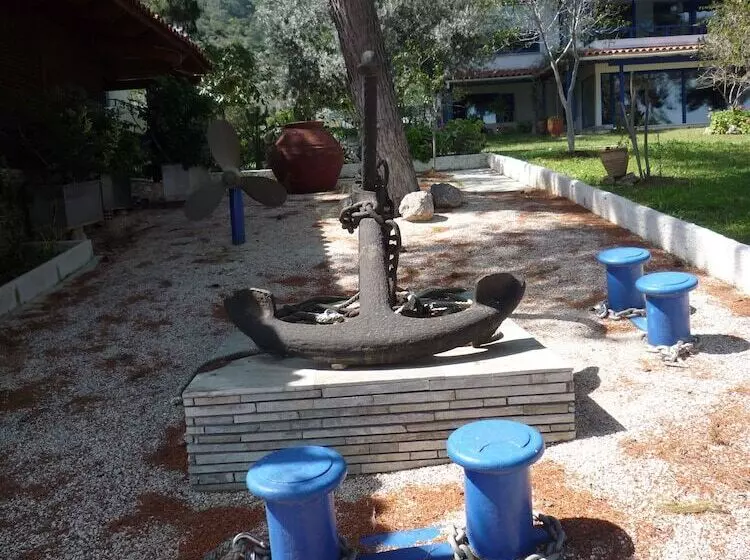 Saronikos Residences