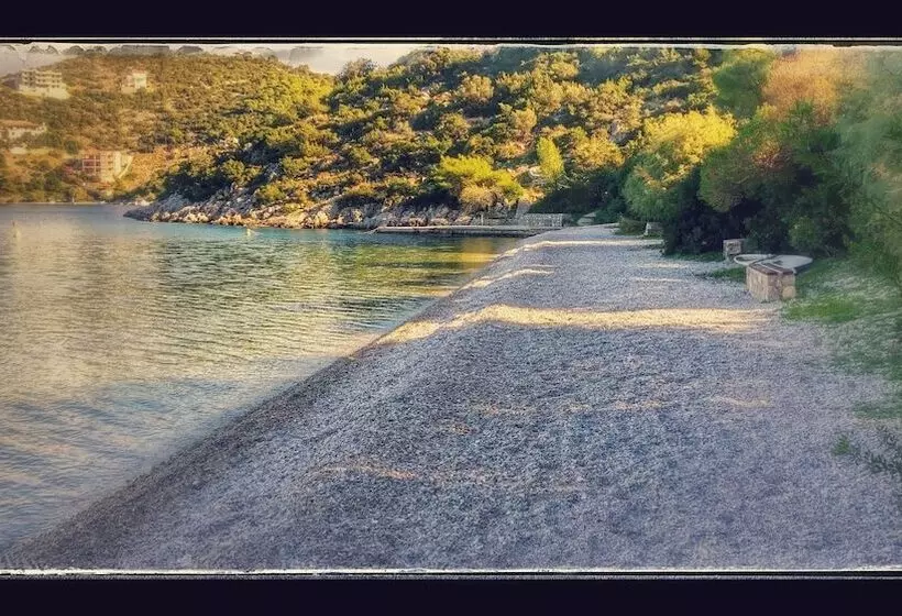 Saronikos Residences