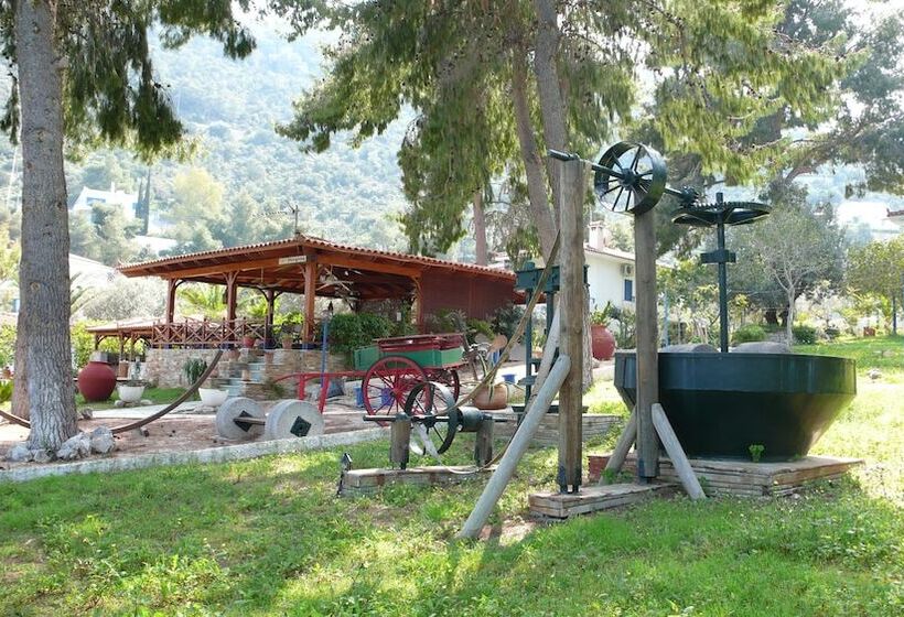 Saronikos Residences