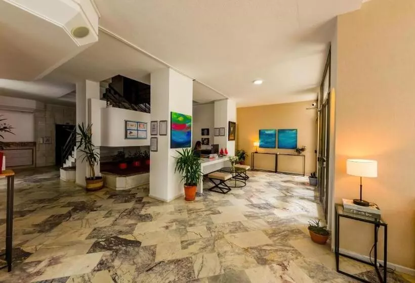 Z Otel