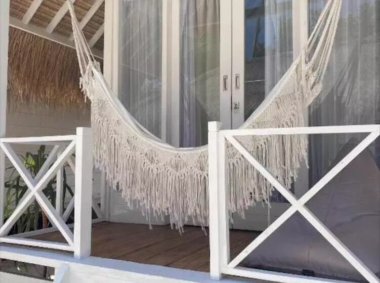 هتل Love Coconut Bungalow
