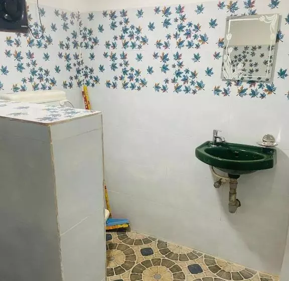Majatalo Plefton Guest House