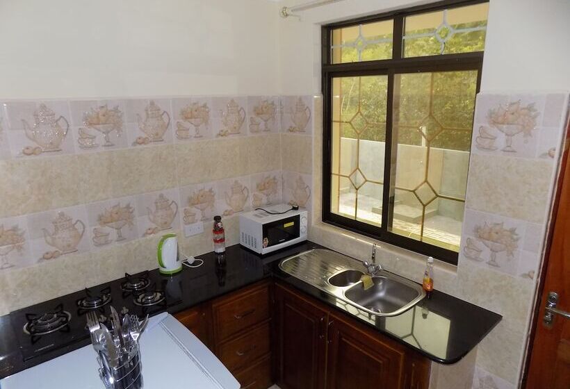 Hotel Green Palm Self Catering Apartments And Chalets