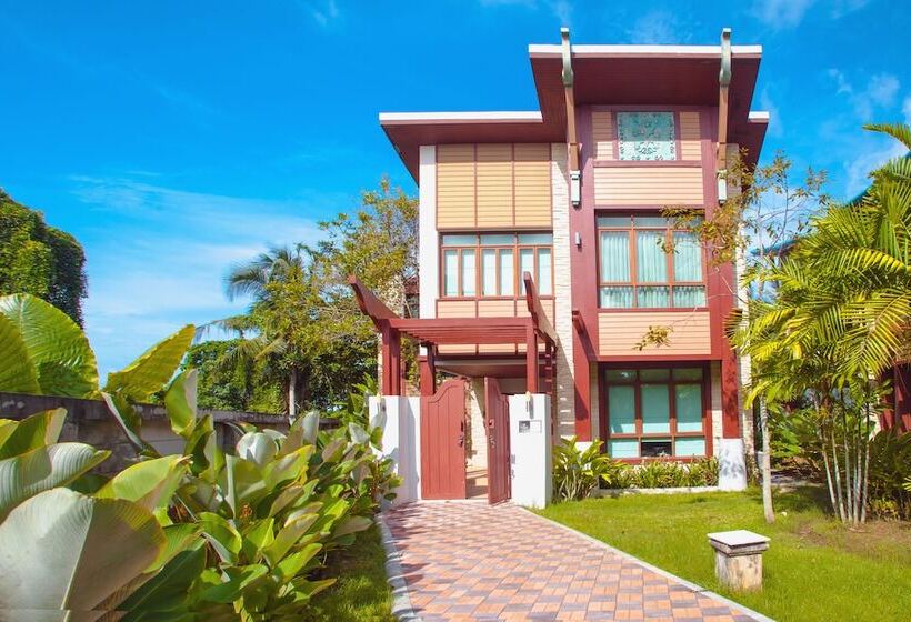 Amatapura Beachfront Villa 14, Sha Certified