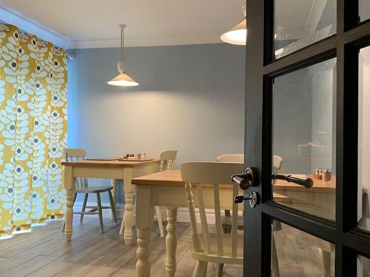 Bed and Breakfast Crawfield Grange