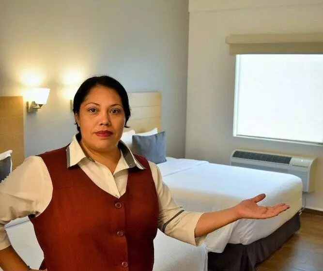 Bluu Hotel Aeropuerto Monclova Frontera