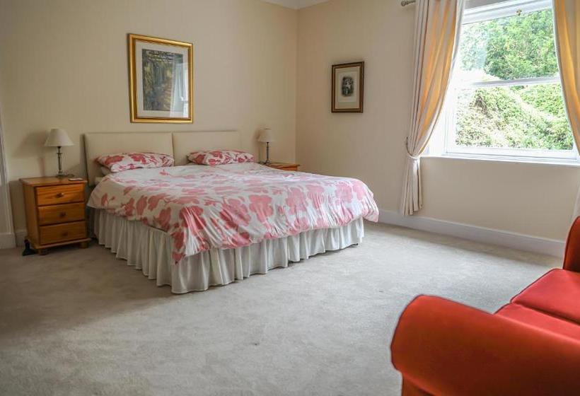 Croxton House Bed And Breakfast