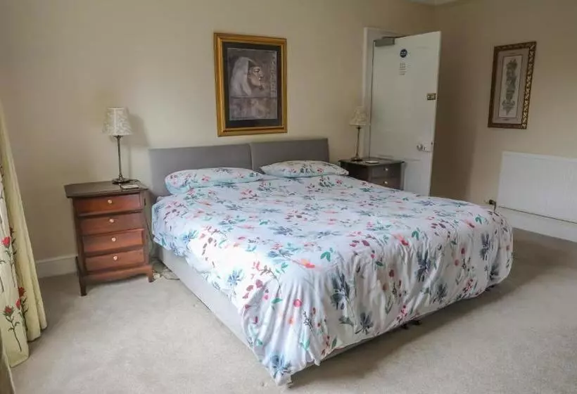 Croxton House Bed And Breakfast