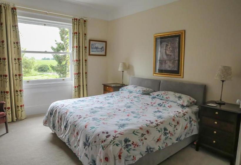 Croxton House Bed And Breakfast