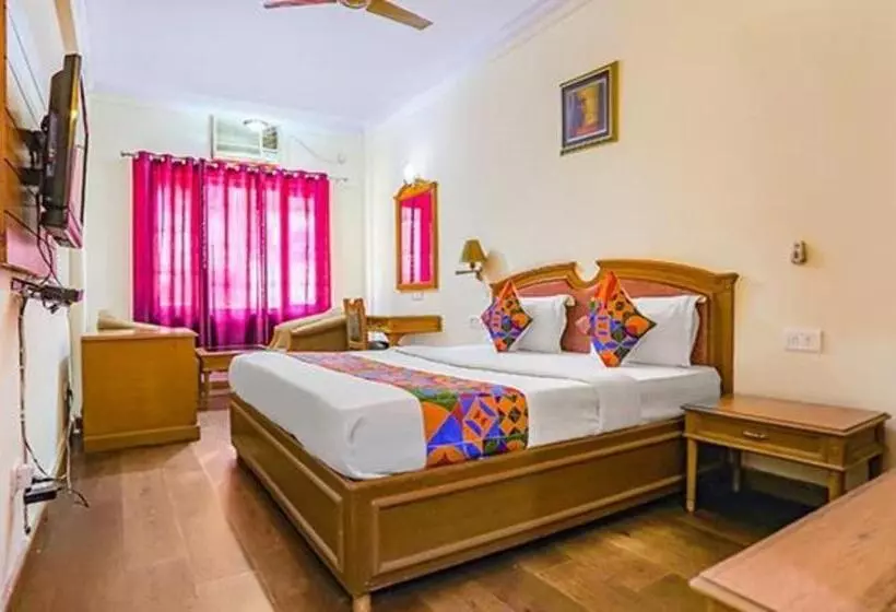 Fabhotel Cyber City