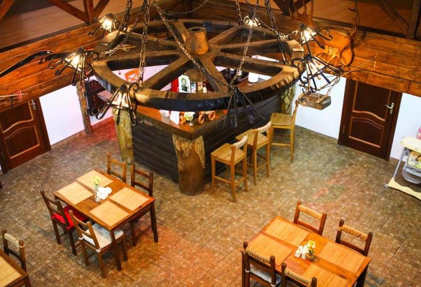 בית מלון כפרי Alpiysky Dvor