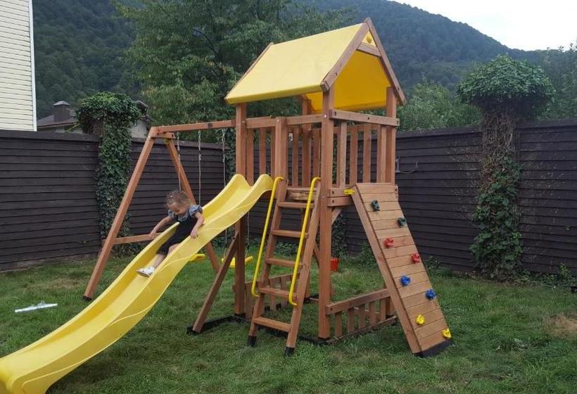 בית מלון כפרי Alpiysky Dvor