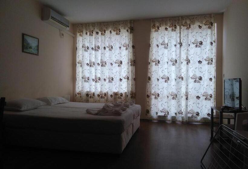 בית מלון כפרי Cantilena Complex