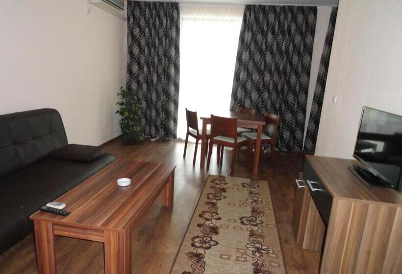 בית מלון כפרי Cantilena Complex