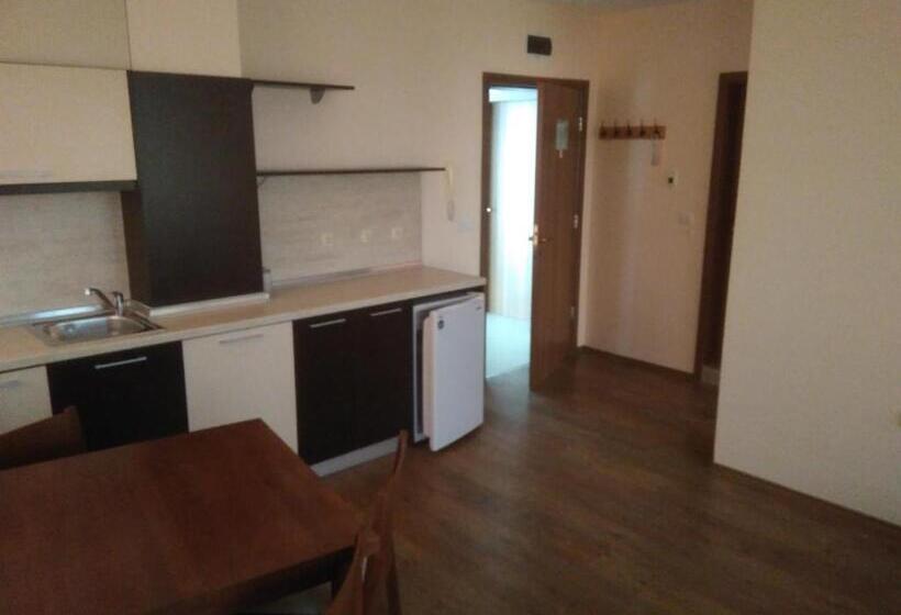 בית מלון כפרי Cantilena Complex