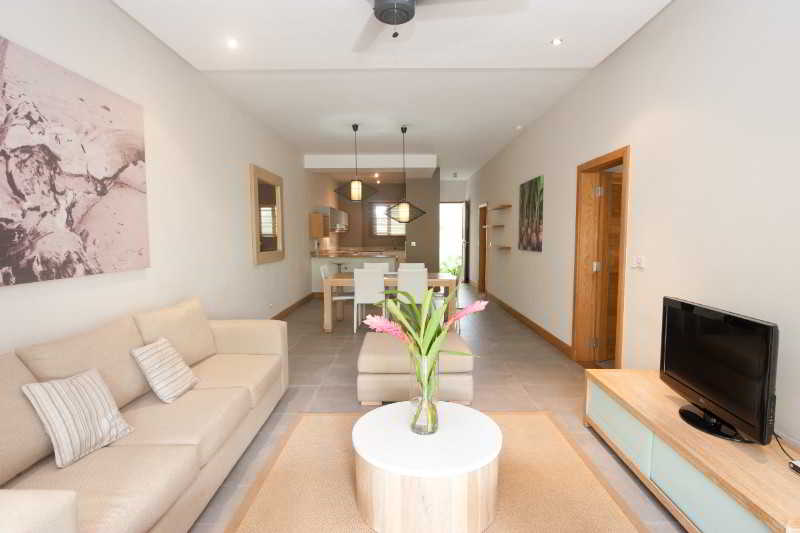 هتل Cape Bay Luxury Beach Apartments