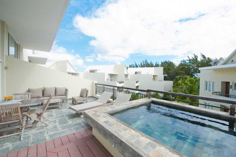 هتل Cape Bay Luxury Beach Apartments