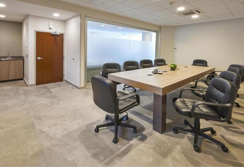 ホテル City Express By Marriott Ciudad De Mexico Aeropuerto