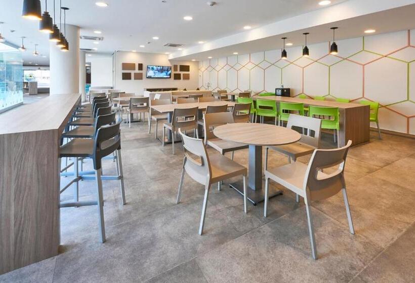 ホテル City Express By Marriott Ciudad De Mexico Aeropuerto