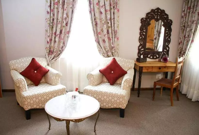 Hotelli De Denne Country Guest House