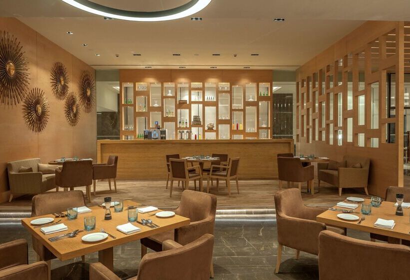 Feathers  A Radha Hotel, Chennai