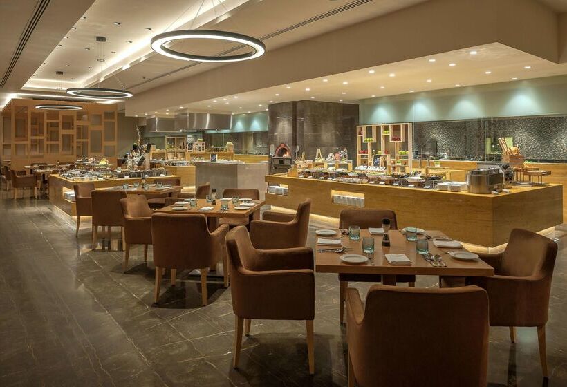 Feathers  A Radha Hotel, Chennai