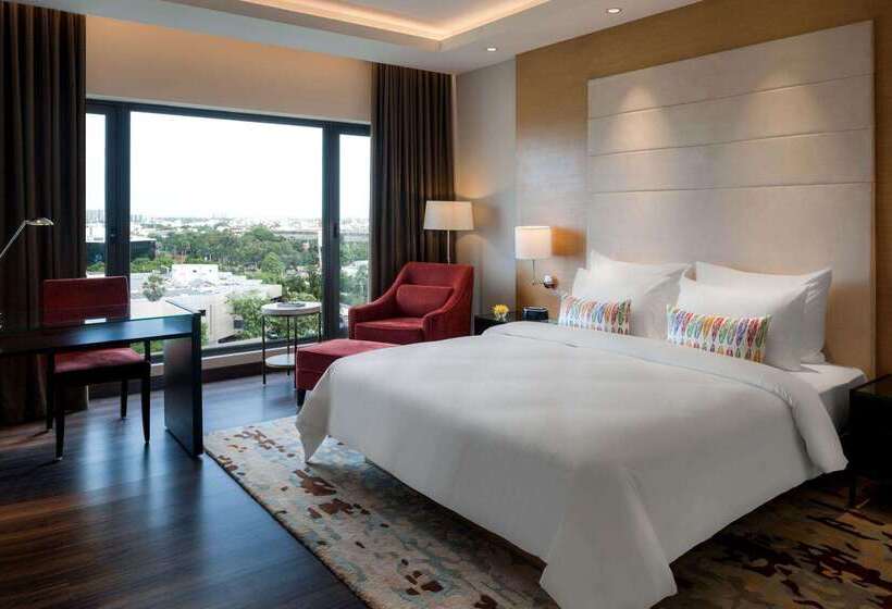 Feathers  A Radha Hotel, Chennai