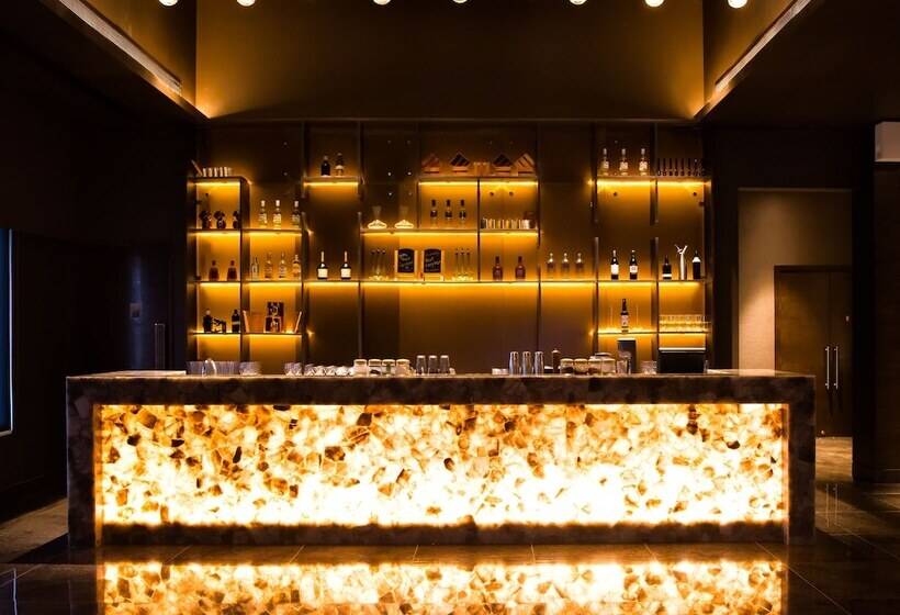 Feathers  A Radha Hotel, Chennai