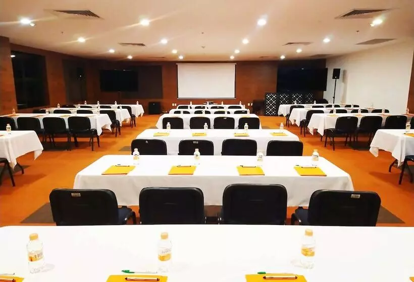 ホテル Holiday Inn Mexico Santa Fe, An Ihg