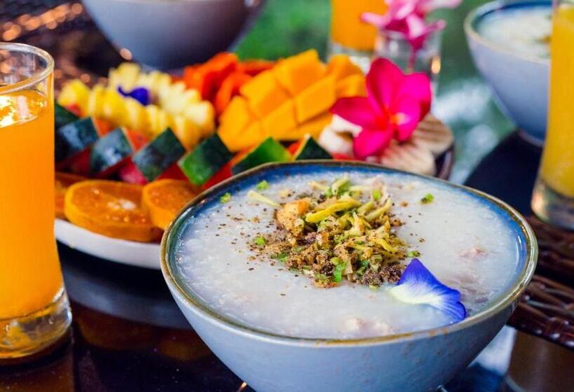 Otel Leeloo Paradise