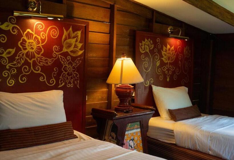 Otel Leeloo Paradise